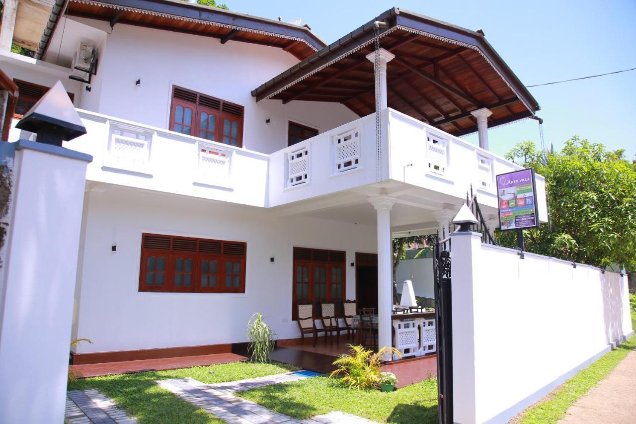 Aken Villa Хиккадува Экстерьер фото